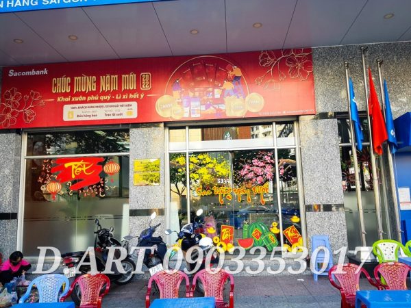Vẽ tranh trên kính tết giá tốt